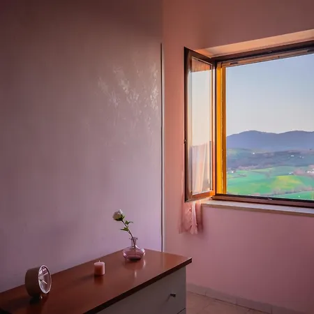 Apartment La Finestra Sulle Gole Del Farfa Mompeo